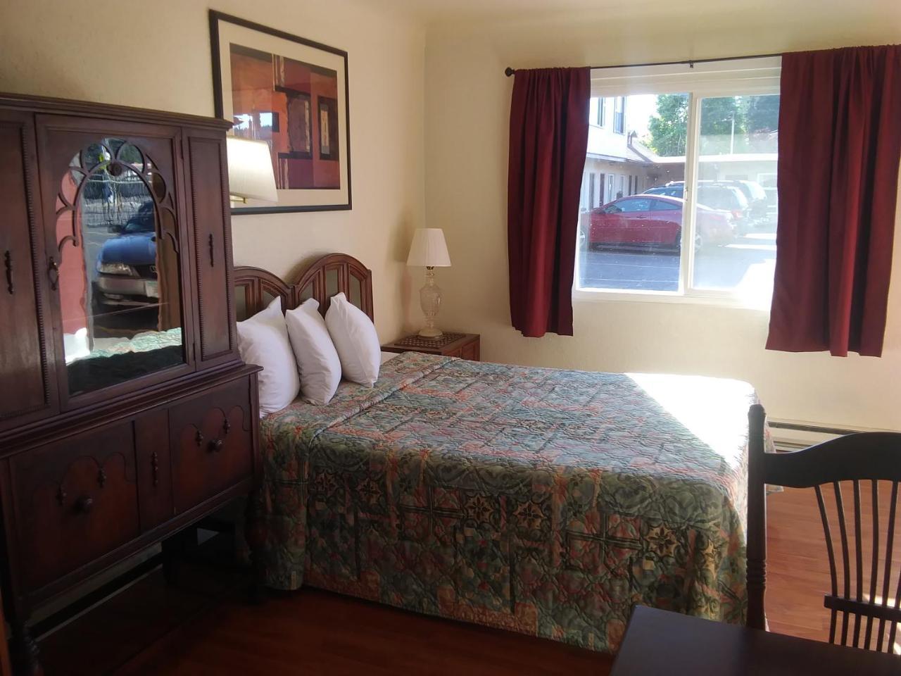 Fir Grove Motel Reedsport Luaran gambar